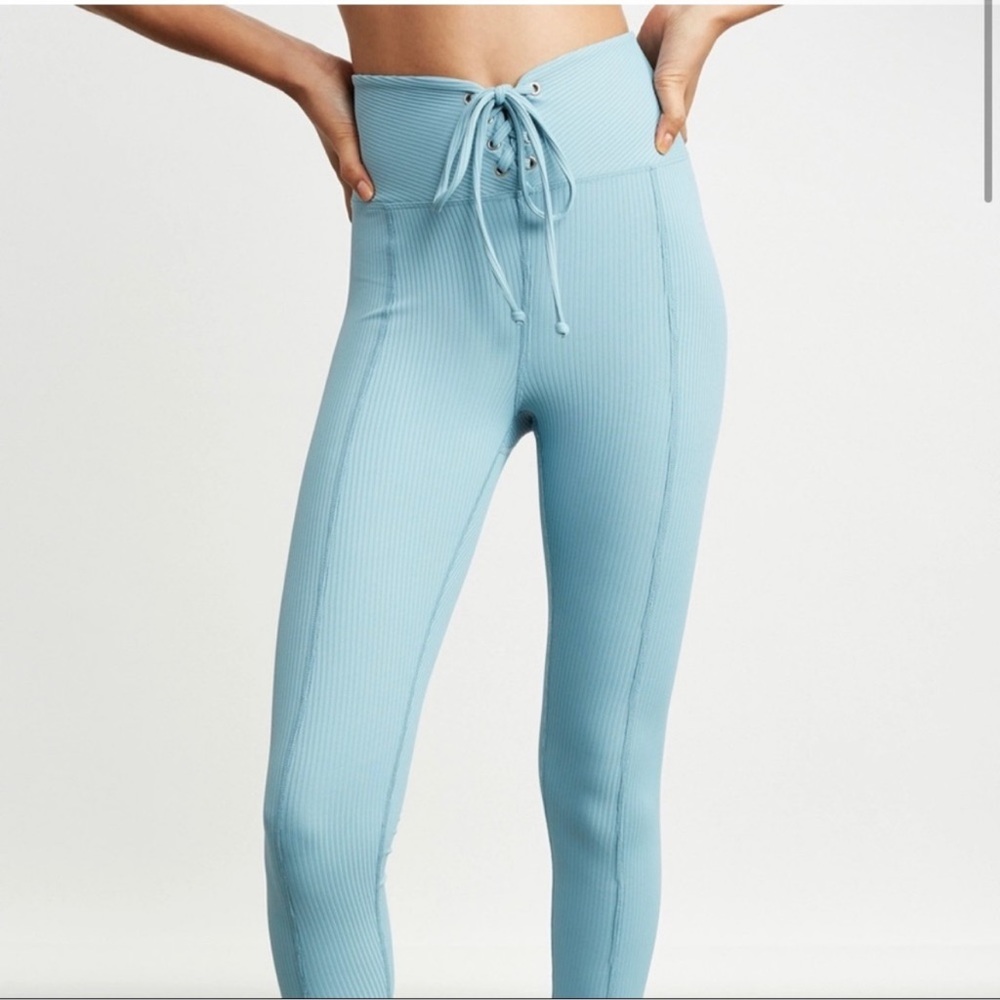 Bandier x Years of ours legging M